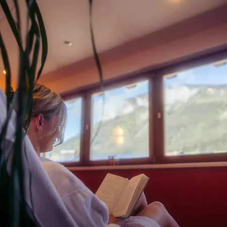 ホテル Tennenwirt 3*